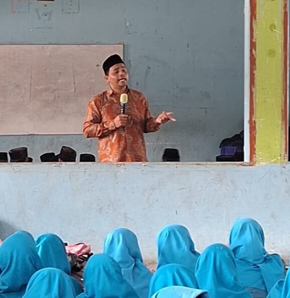 Belajar dari Perjuangan Rasulullah: Hari Ke-3 Ramadhan di MTsN 3 Aceh Tengah Fokus Perbaikan Shalat